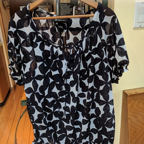 Tops - Picture 5 of 6